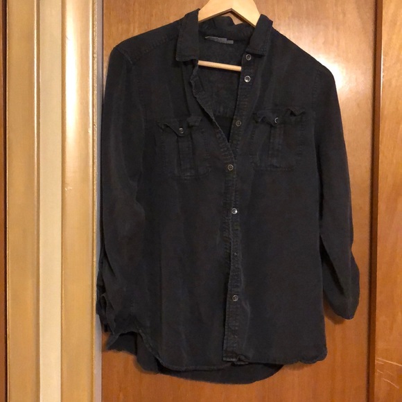 Button up shirt - Picture 1 of 1